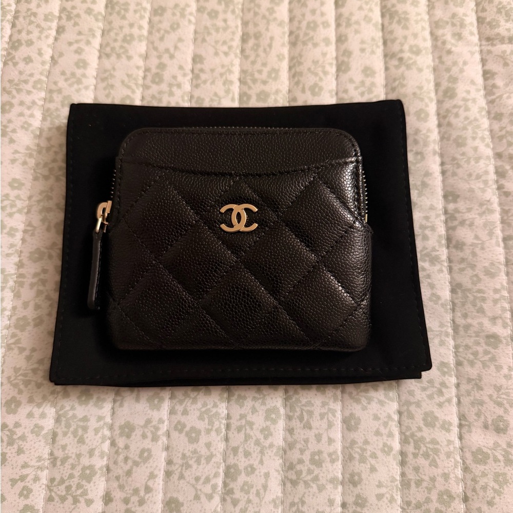 Chanel Caviar Quilted Zip Card Holder